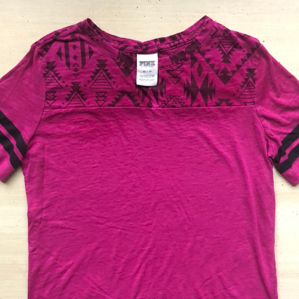SOLD | PINK Victoria’s Secret T-shirt
